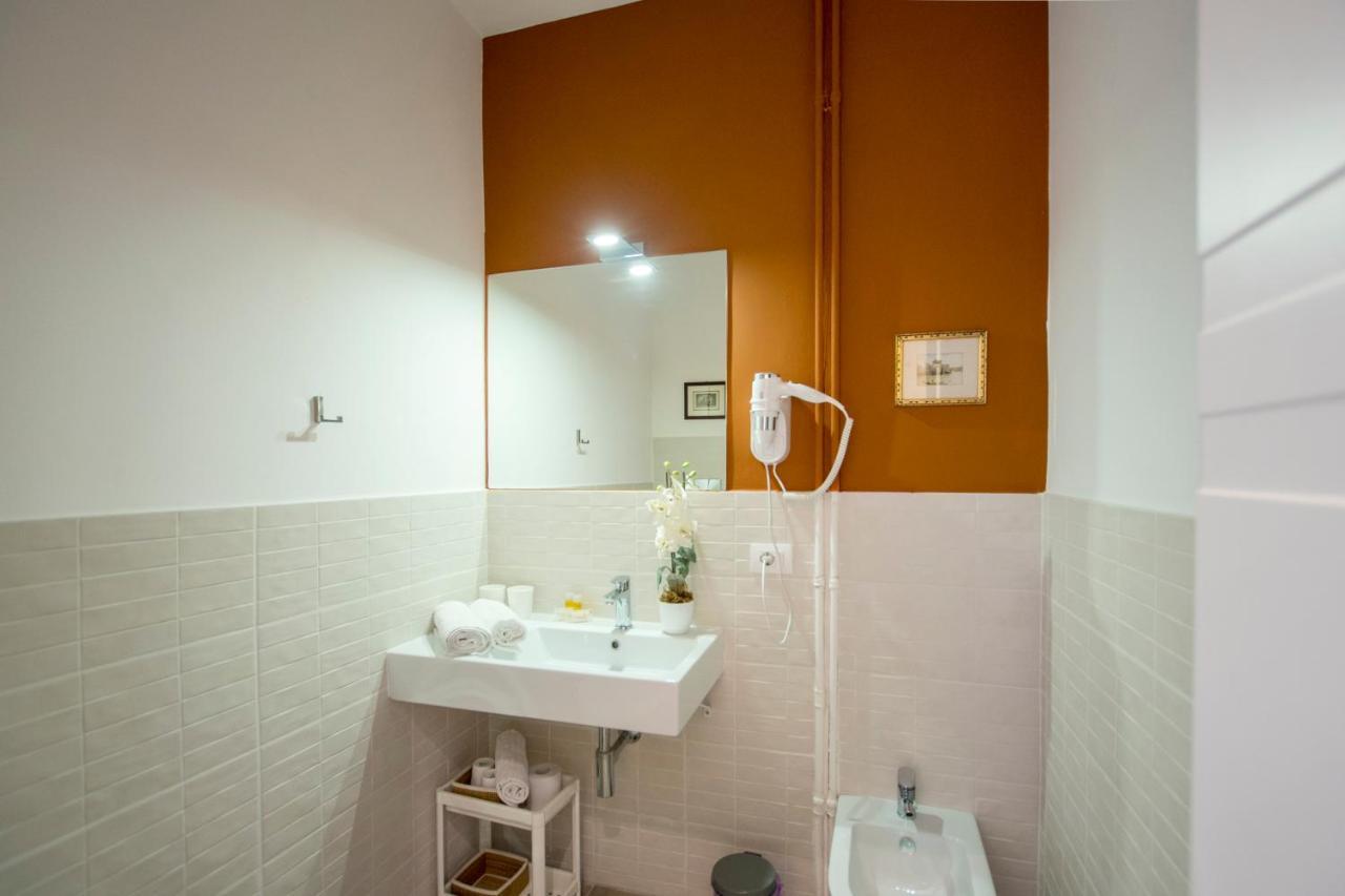 Raffaela'S Suite & Rooms Vatican Guest House โรม ภายนอก รูปภาพ